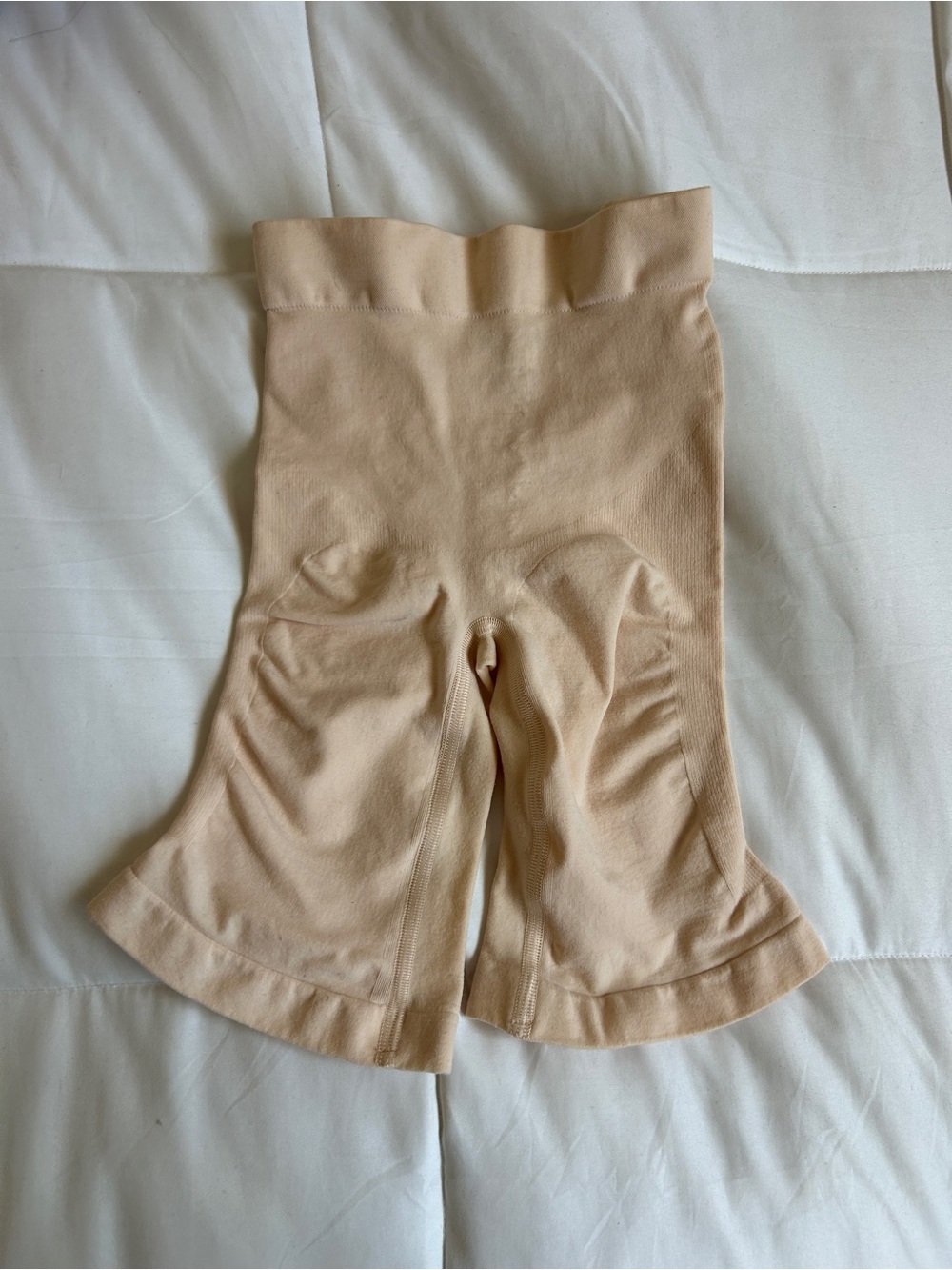 Skims Mid-Waist Stretch Shorts in Nude
